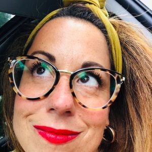 Meet your Posher, Julie